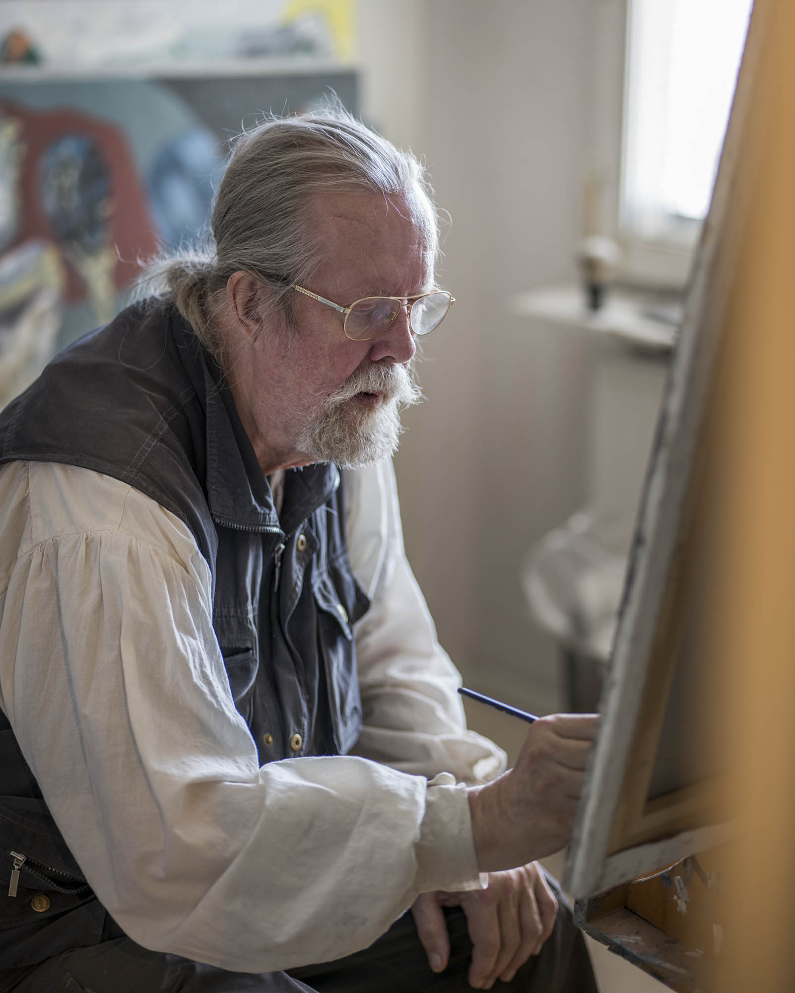 Lennart Olausson - Figurativt konstverk med detaljrikedom och känslomässig djup.