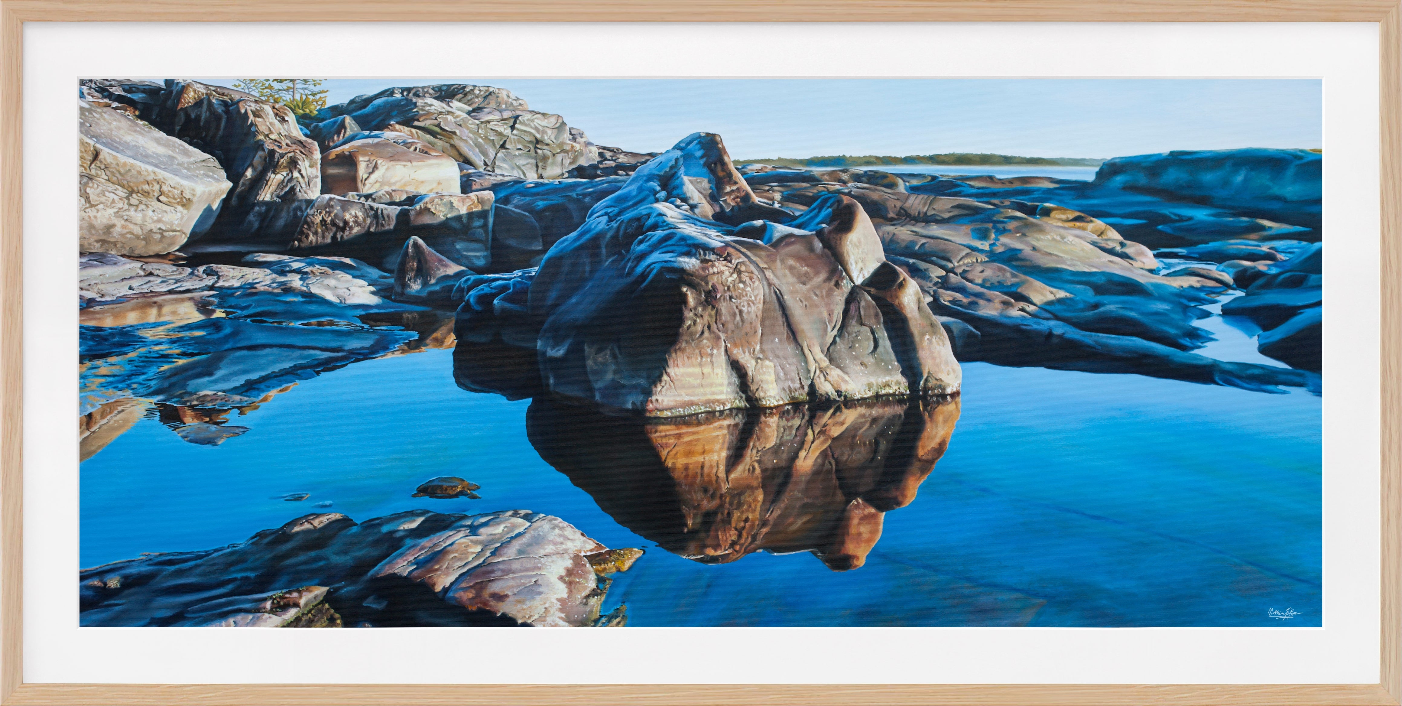 Mathias Frykholm - Detaljerad realistisk konst med en modern twist, skildrar mänskliga former.